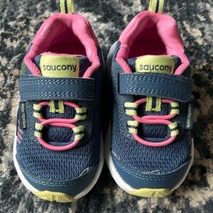 Saucony wind shield AC JR